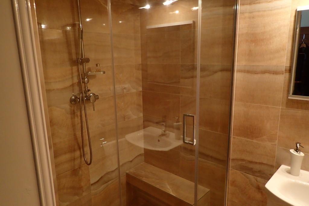 Apartment In City Center - Morassi Karlovy Vary Room photo